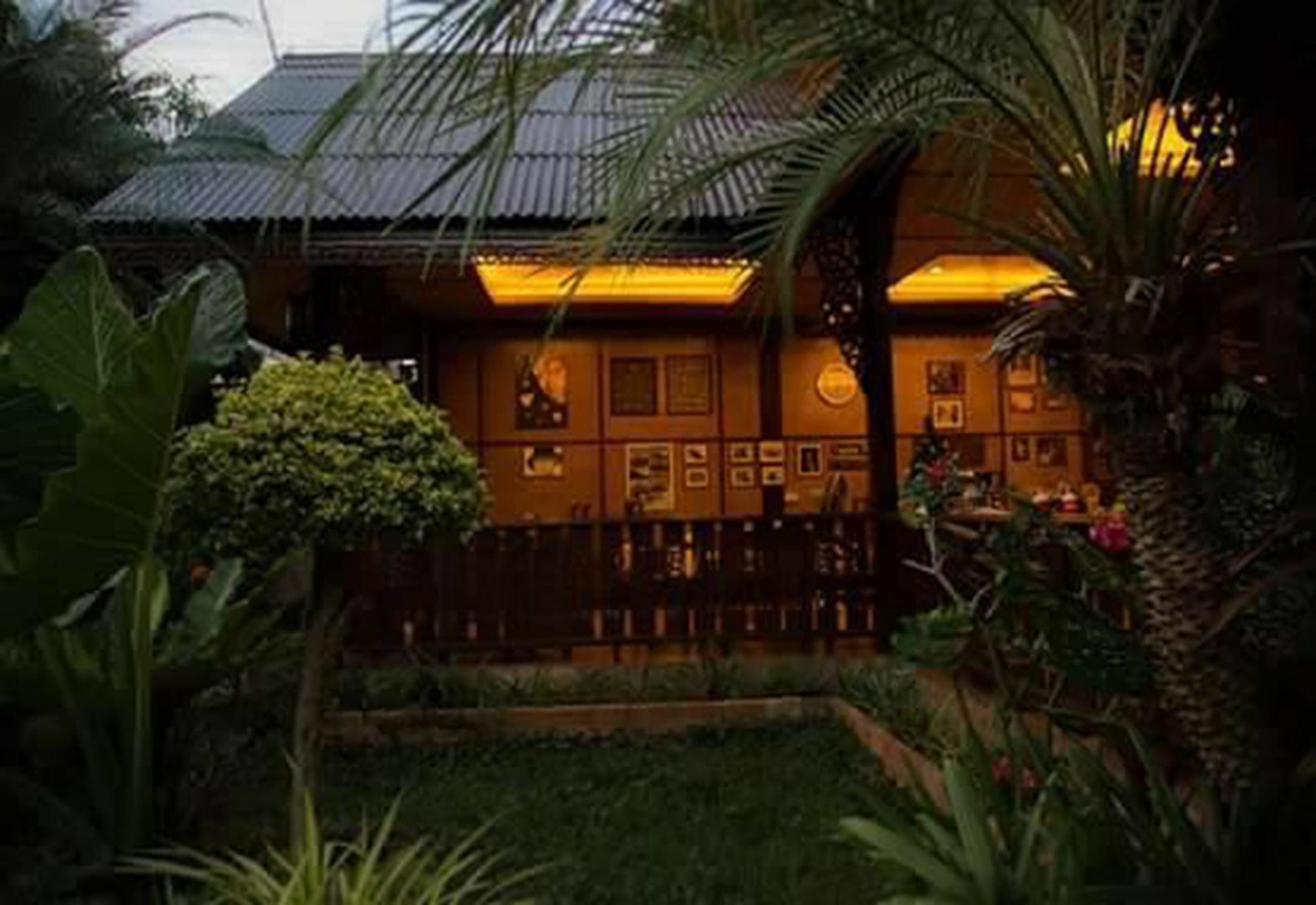 Little Home Guest House Чиангмай Экстерьер фото