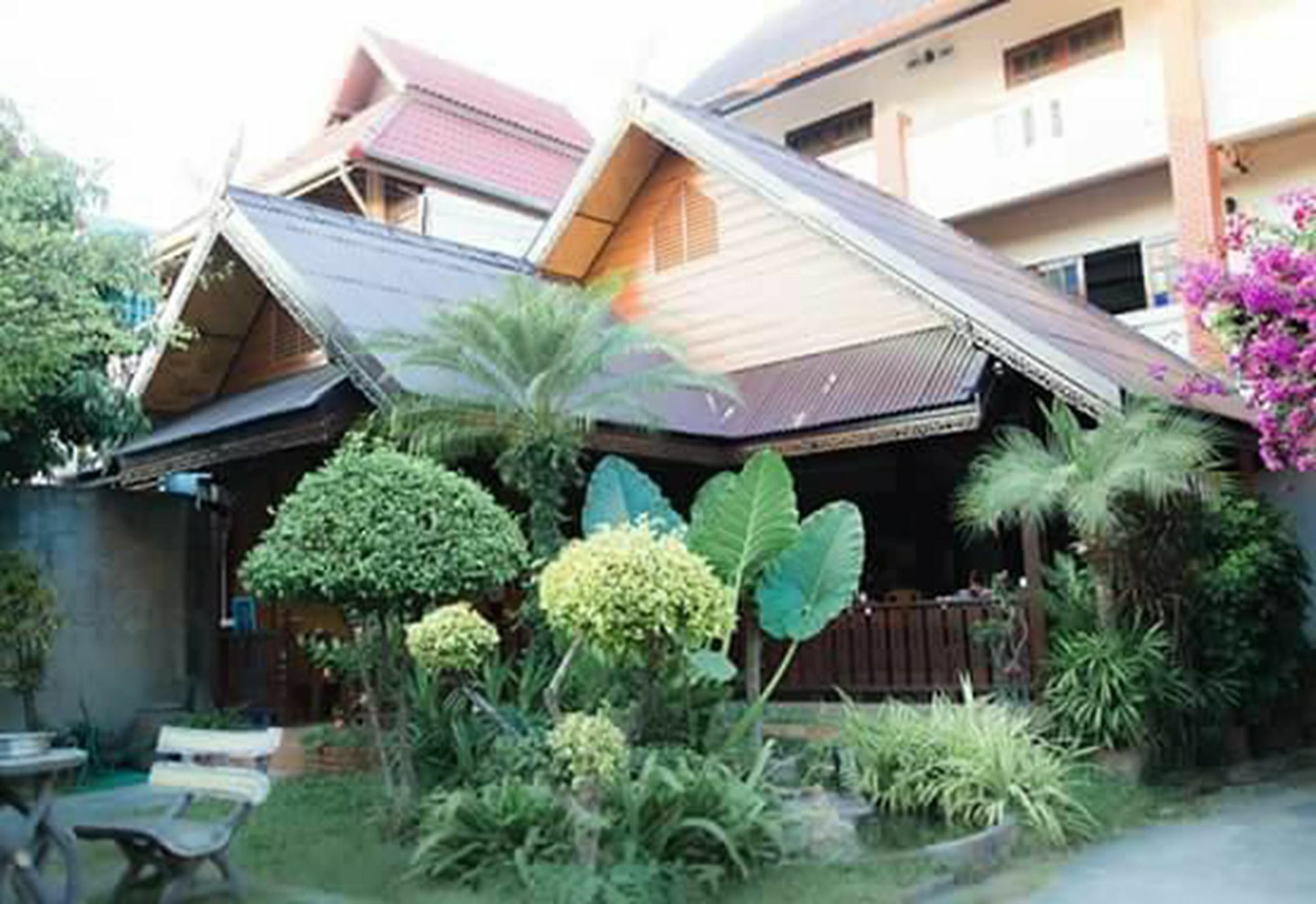 Little Home Guest House Чиангмай Экстерьер фото